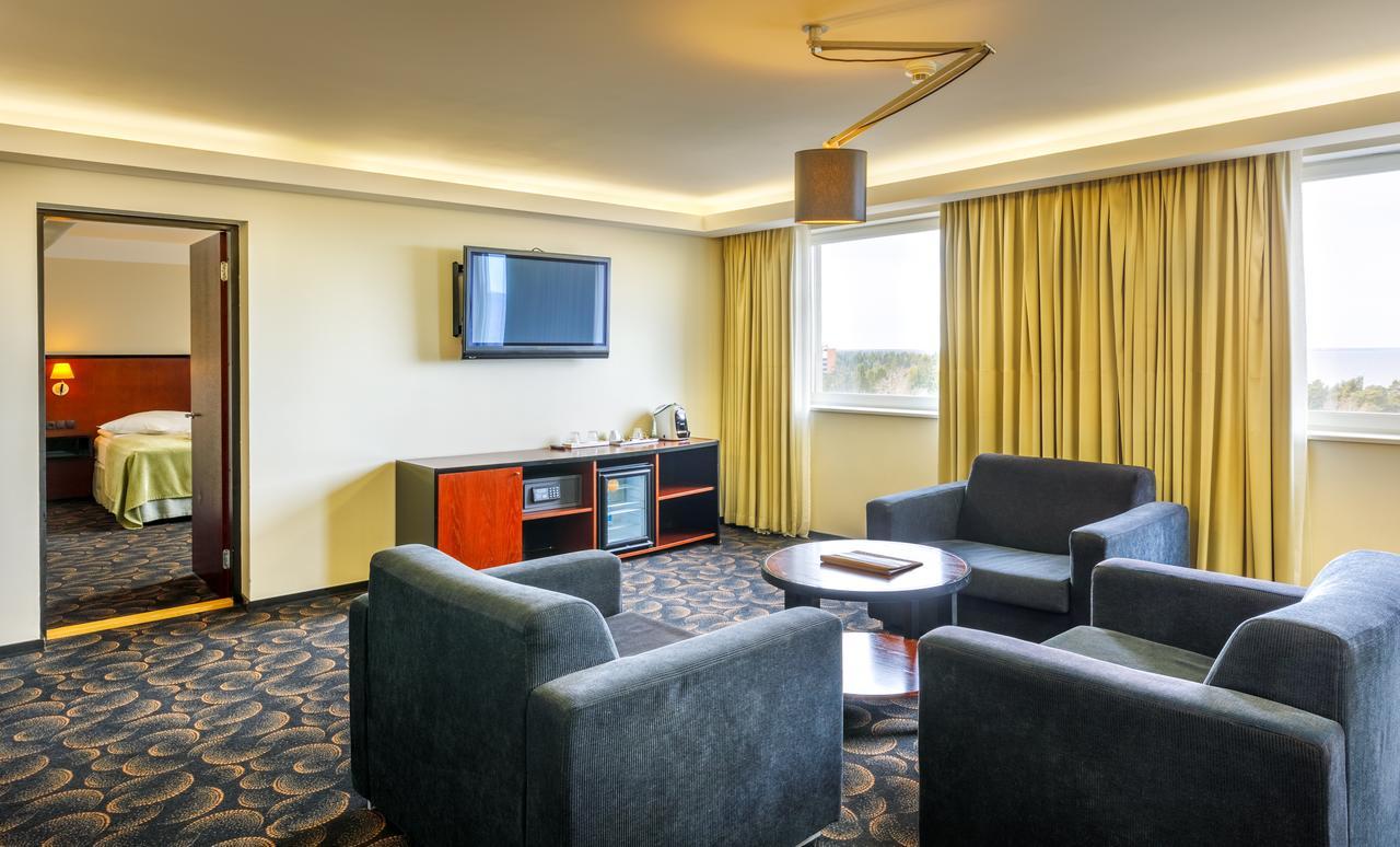 Meresuu Spa & Hotel Narva-Jõesuu Esterno foto